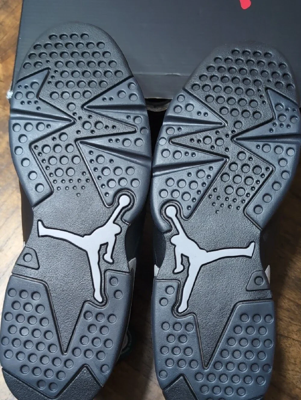 Nike Air Jordan 6 
